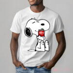 Snoopy hugs Dr Pepper Cute Shirt