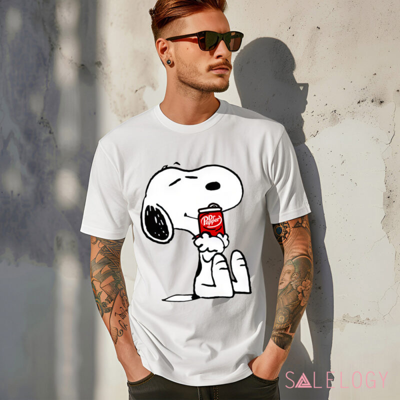 Snoopy hugs Dr Pepper Cute Shirt