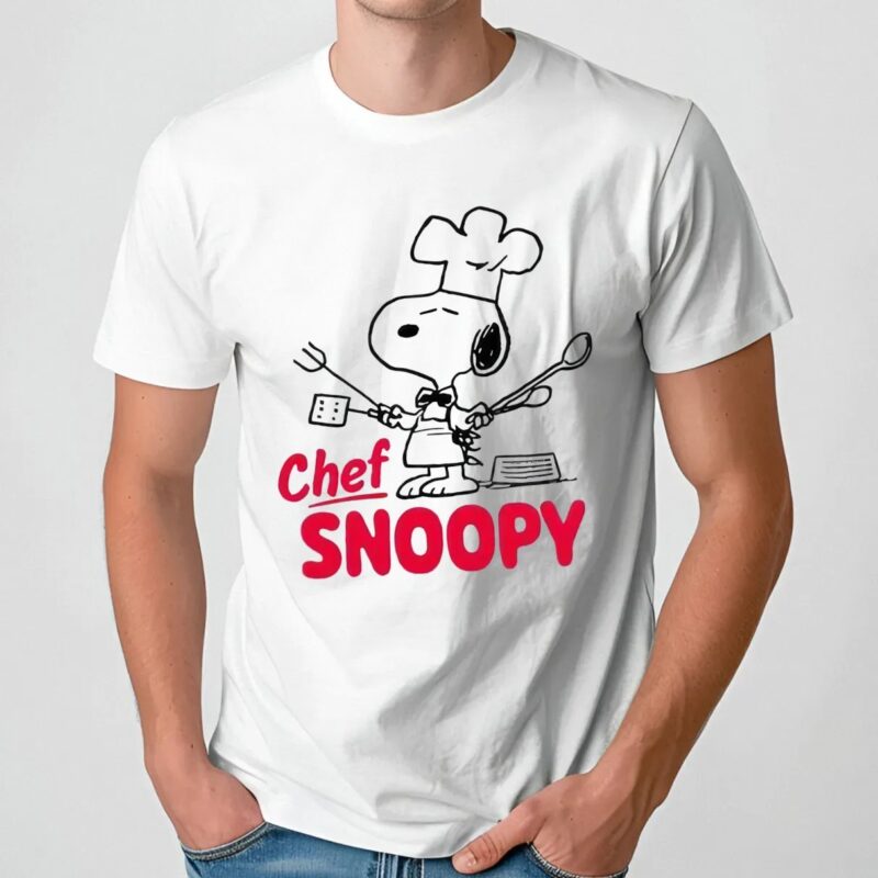 Jeremy Allen White Wearing Chef Snoopy T Shirt