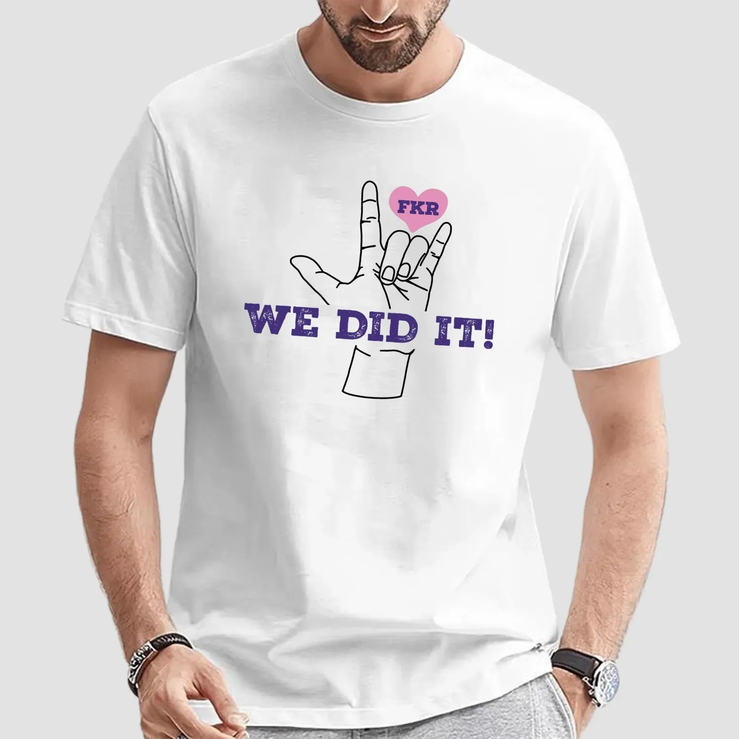 Karen Read Is Free We Did It I Love You Hand Sign T Shirt